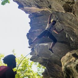 Training Journal – Bouldering (Hammond Pond), Sport Climbing (Rumney), Trail run: 6/17/19 – 6/23/19